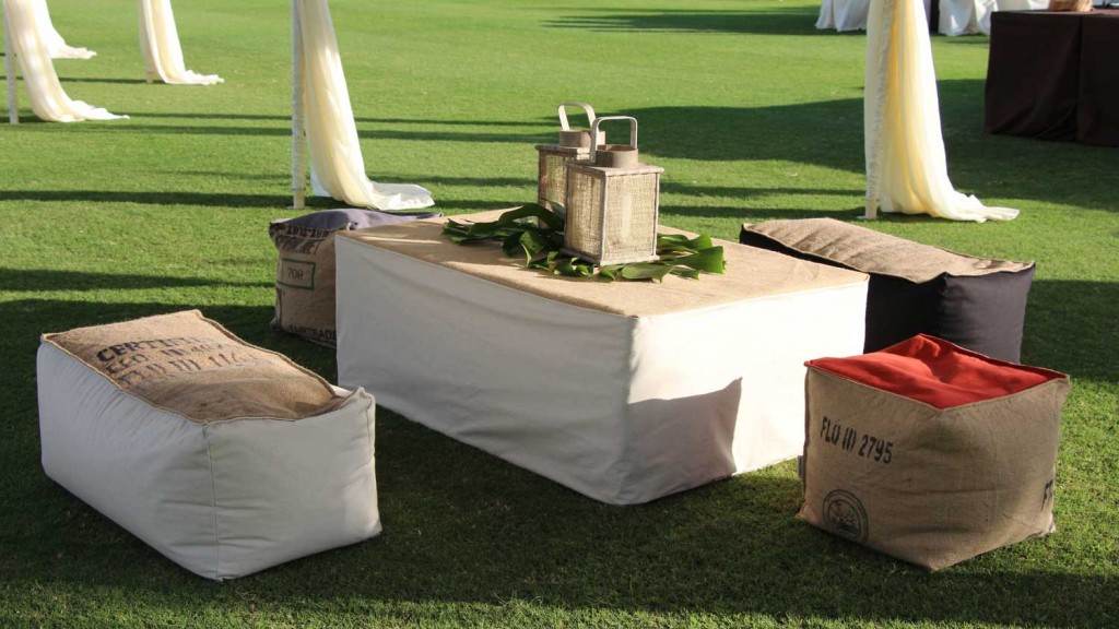 salon de jardin éco-conçu à partir de sacs de café recyclés