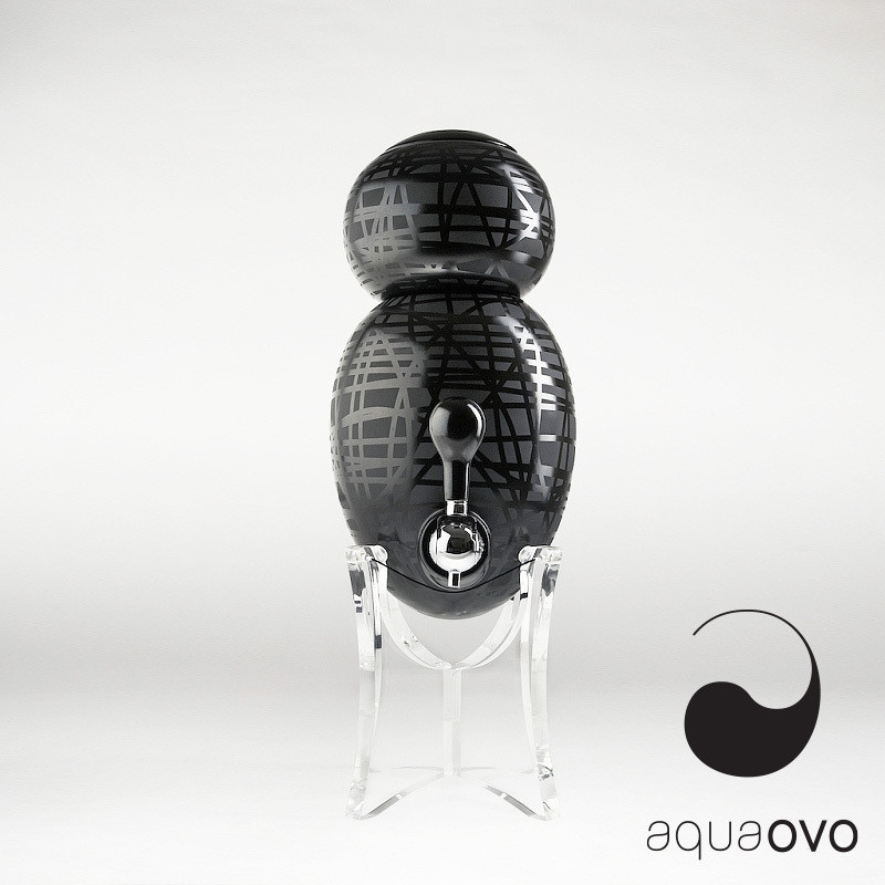 découvrez la carafe filtrante design de Aquaovo Europe